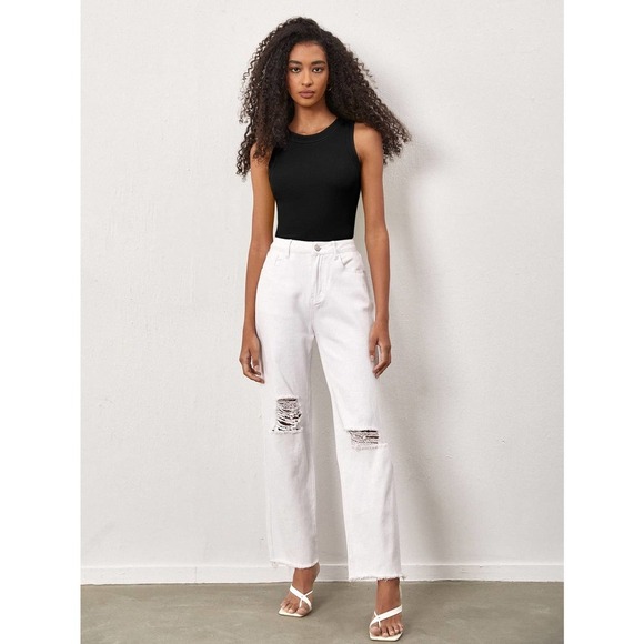 minimalist Solid Slim high neck Tank Top white - Picture 9 of 12